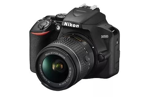Nikon D3500 Kit AF-P DX 18-55 VR, DEMOWARE, release times 780